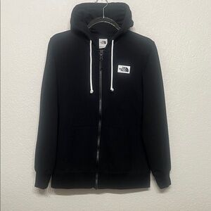 The North Face Women's Black Zip-Up Sweater